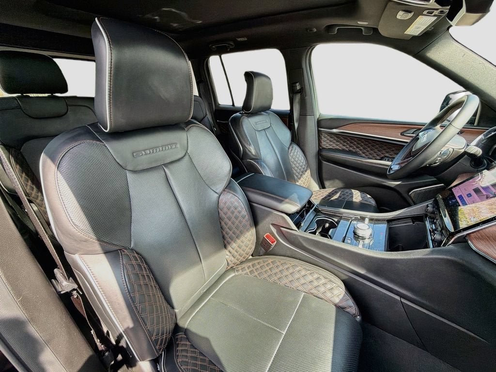 2025 Jeep Grand Cherokee Summit