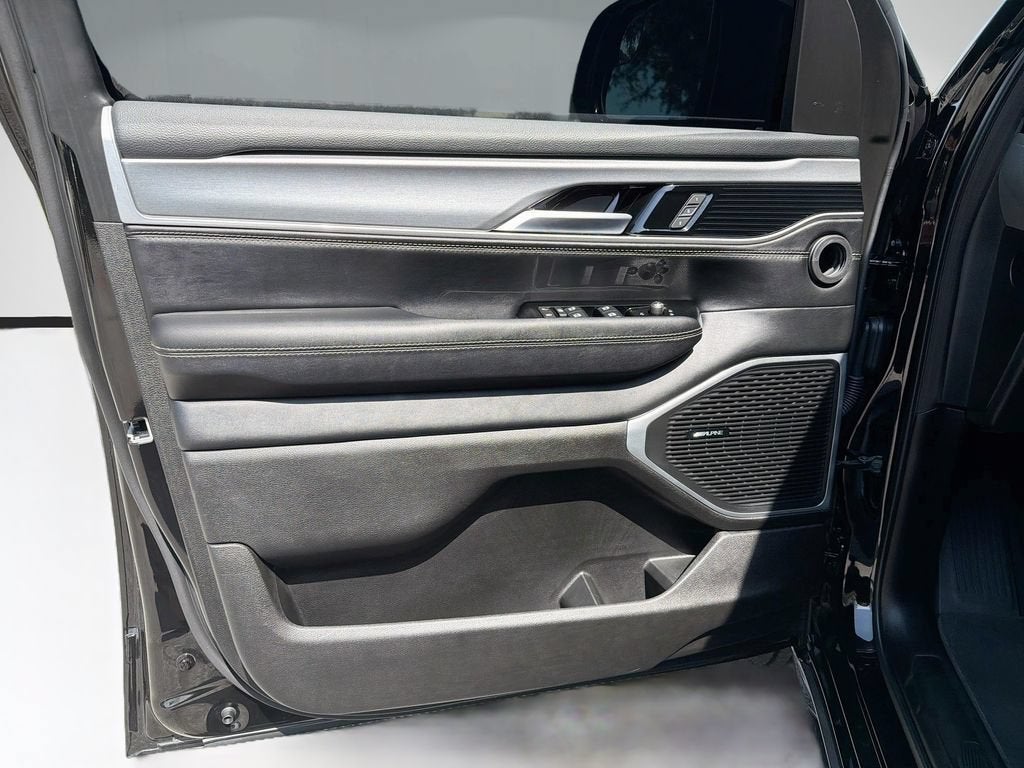 2026 Jeep Grand Wagoneer L Limited Altitude