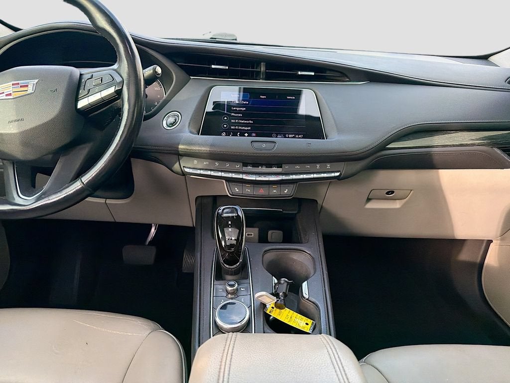 2020 Cadillac XT4 FWD Premium Luxury