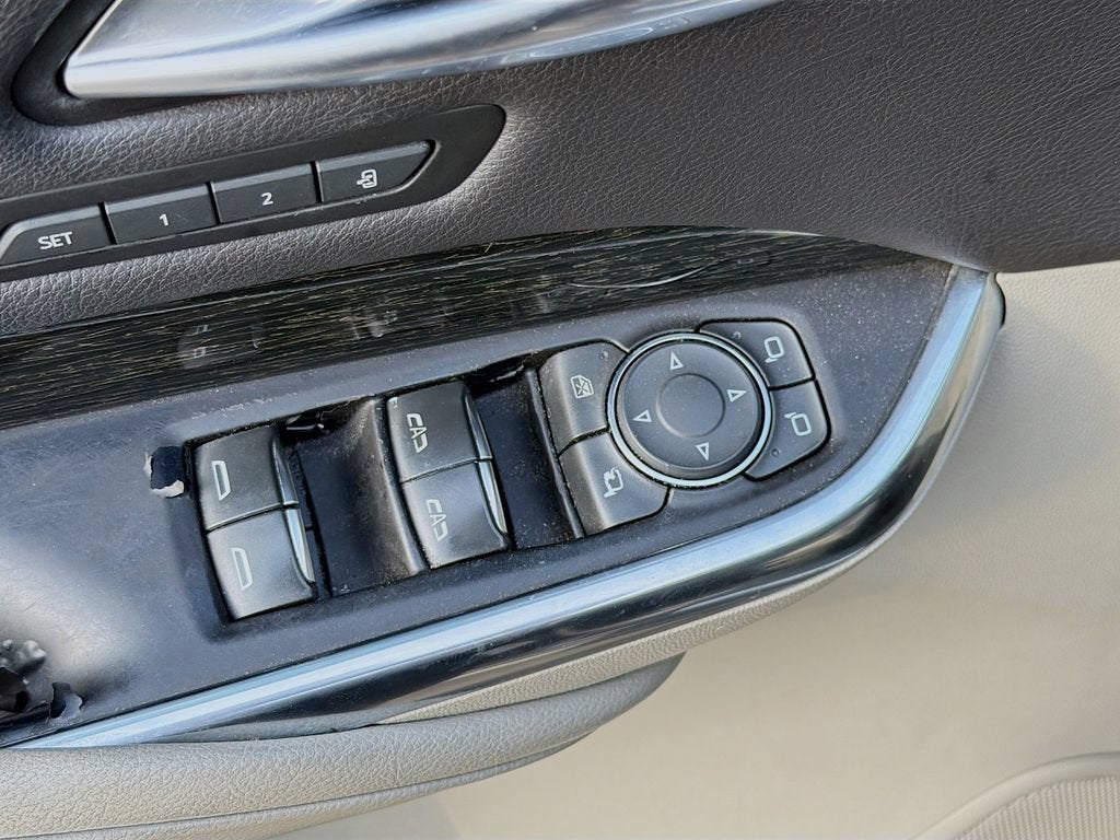 2020 Cadillac XT4 FWD Premium Luxury