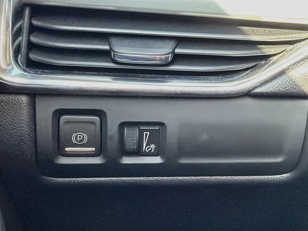 2023 Cadillac XT4 FWD Premium Luxury
