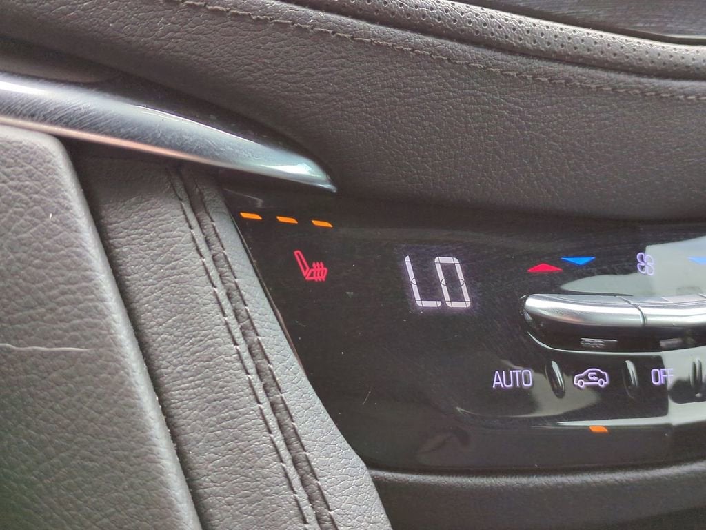 2023 Cadillac XT5 Luxury