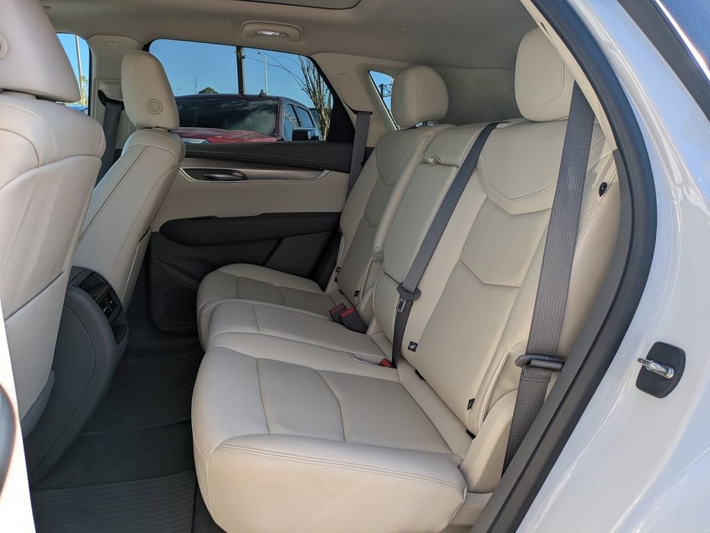 2022 Cadillac XT5 Premium Luxury