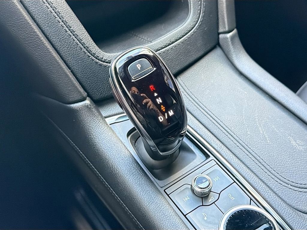 2025 Cadillac XT6 Luxury