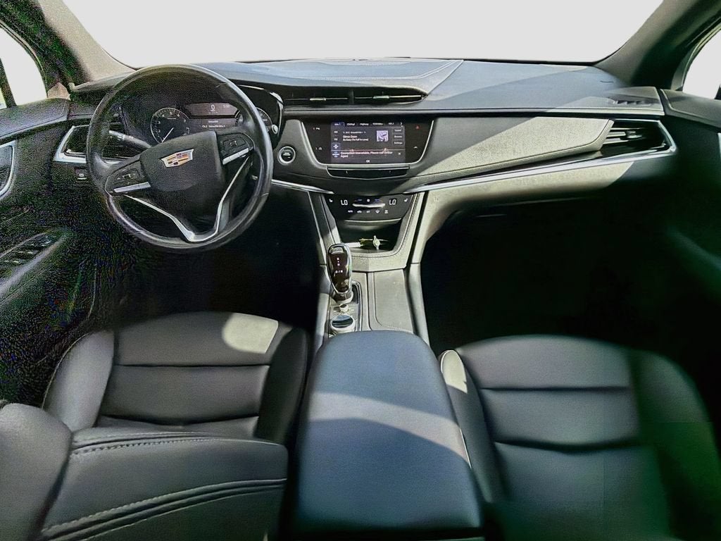 2024 Cadillac XT6 Luxury