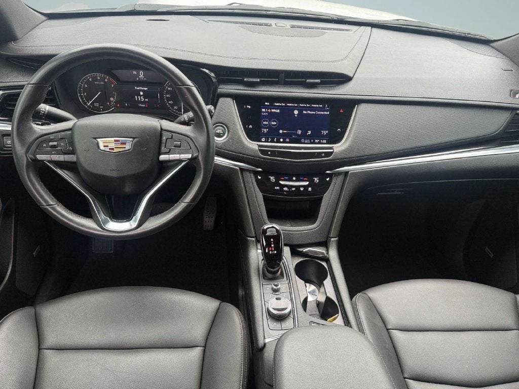 2025 Cadillac XT6 Luxury