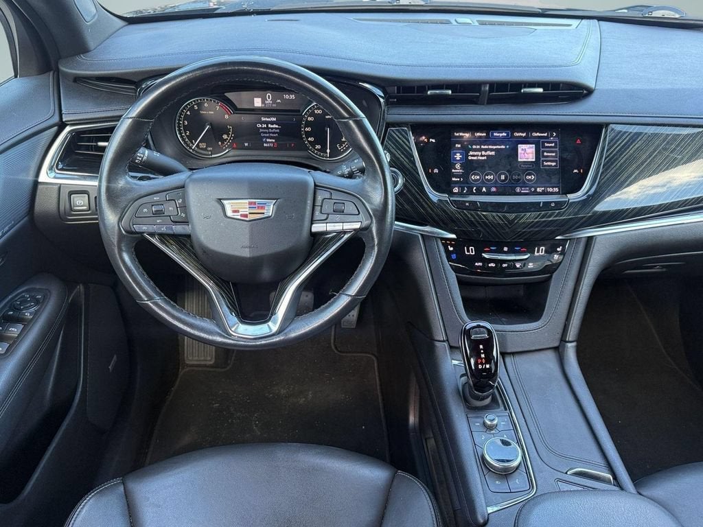 2023 Cadillac XT6 FWD Premium Luxury
