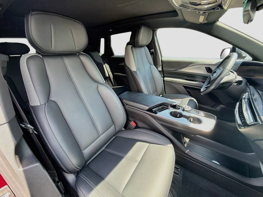 2024 Cadillac LYRIQ Tech