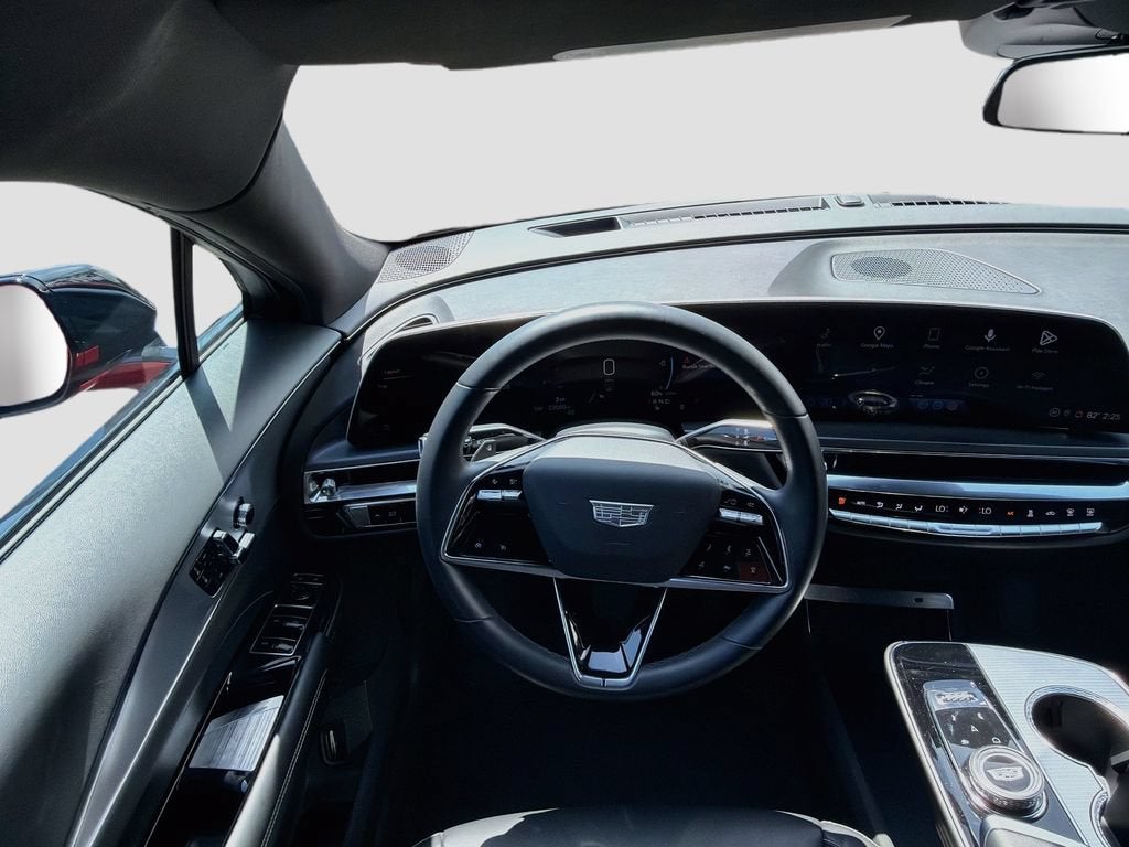 2024 Cadillac LYRIQ Tech