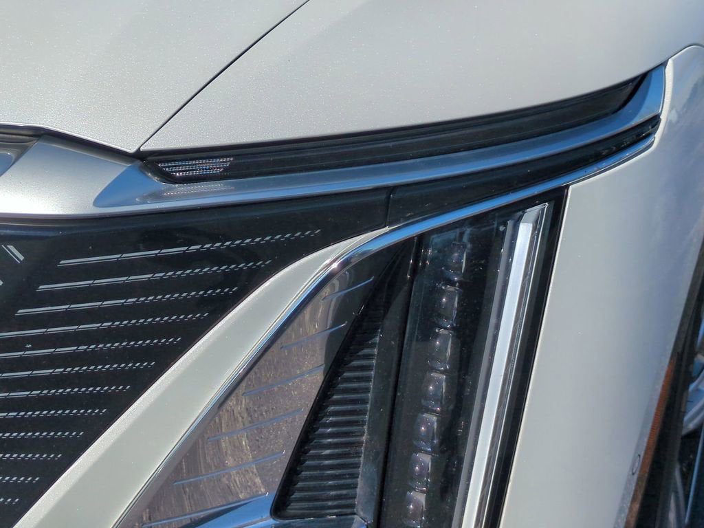 2024 Cadillac LYRIQ Tech