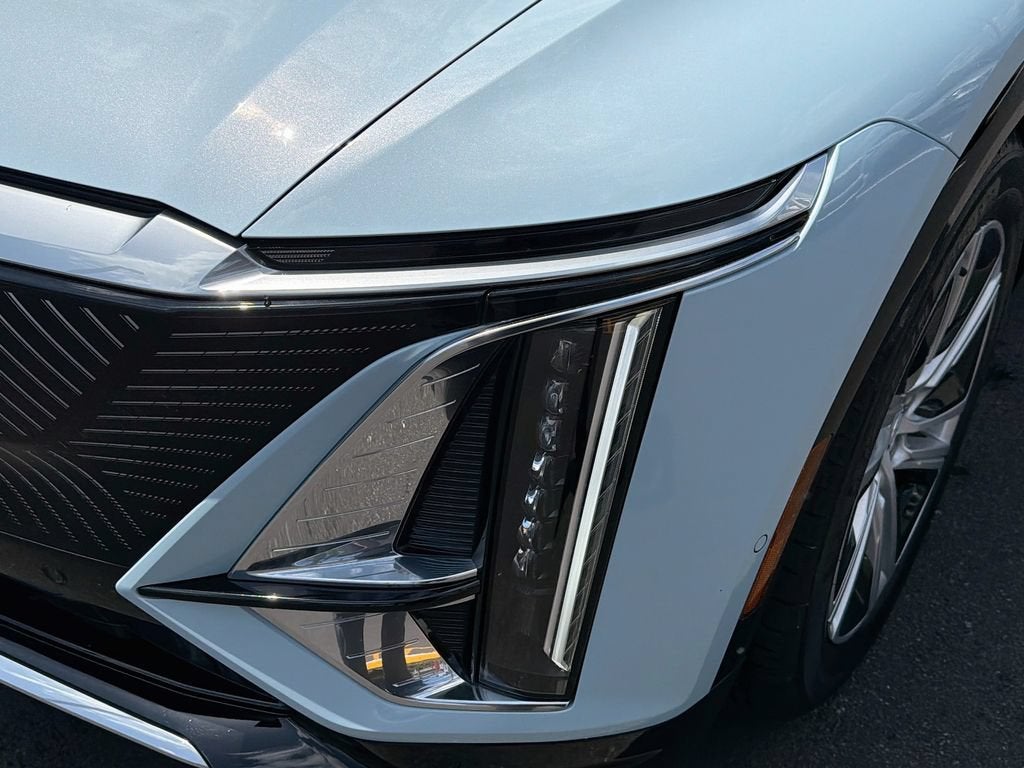 2024 Cadillac LYRIQ Tech