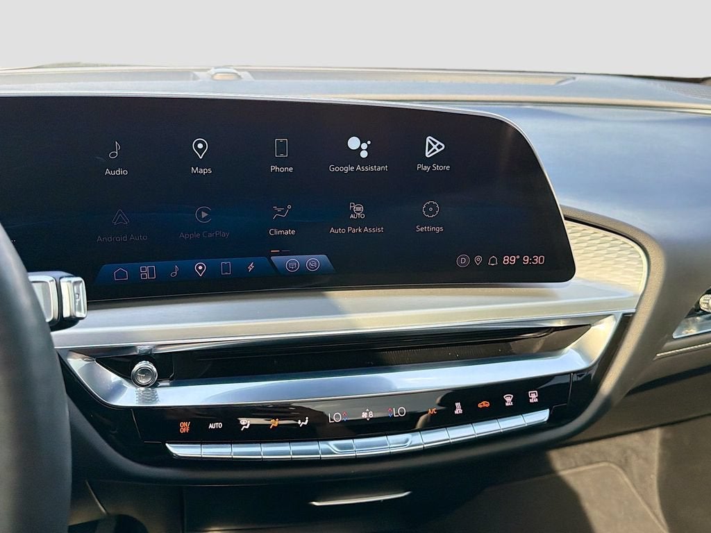 2023 Cadillac LYRIQ Luxury