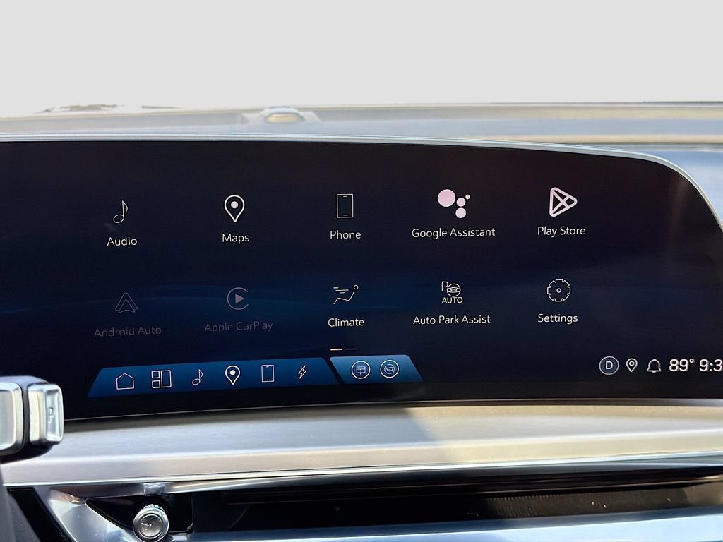 2023 Cadillac LYRIQ Luxury