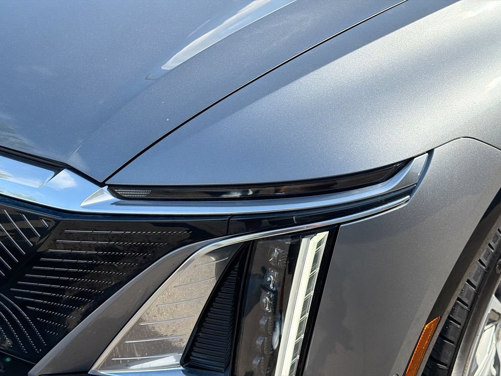 2023 Cadillac LYRIQ Luxury