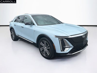 2024 Cadillac LYRIQ Luxury 2