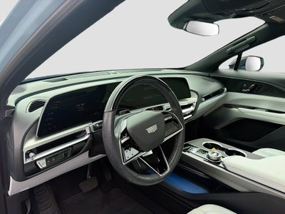 2024 Cadillac LYRIQ Luxury 2