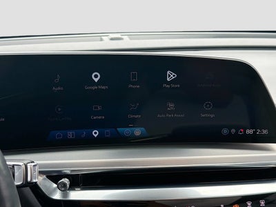 2024 Cadillac LYRIQ Luxury 2