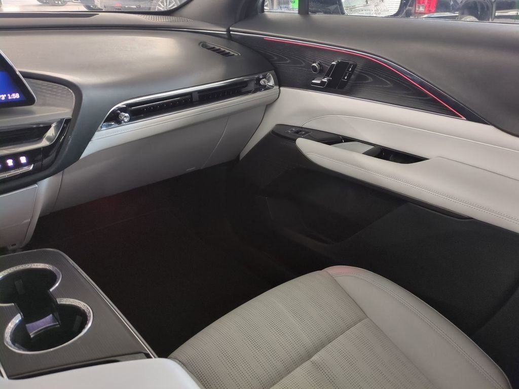 2024 Cadillac LYRIQ Sport 1