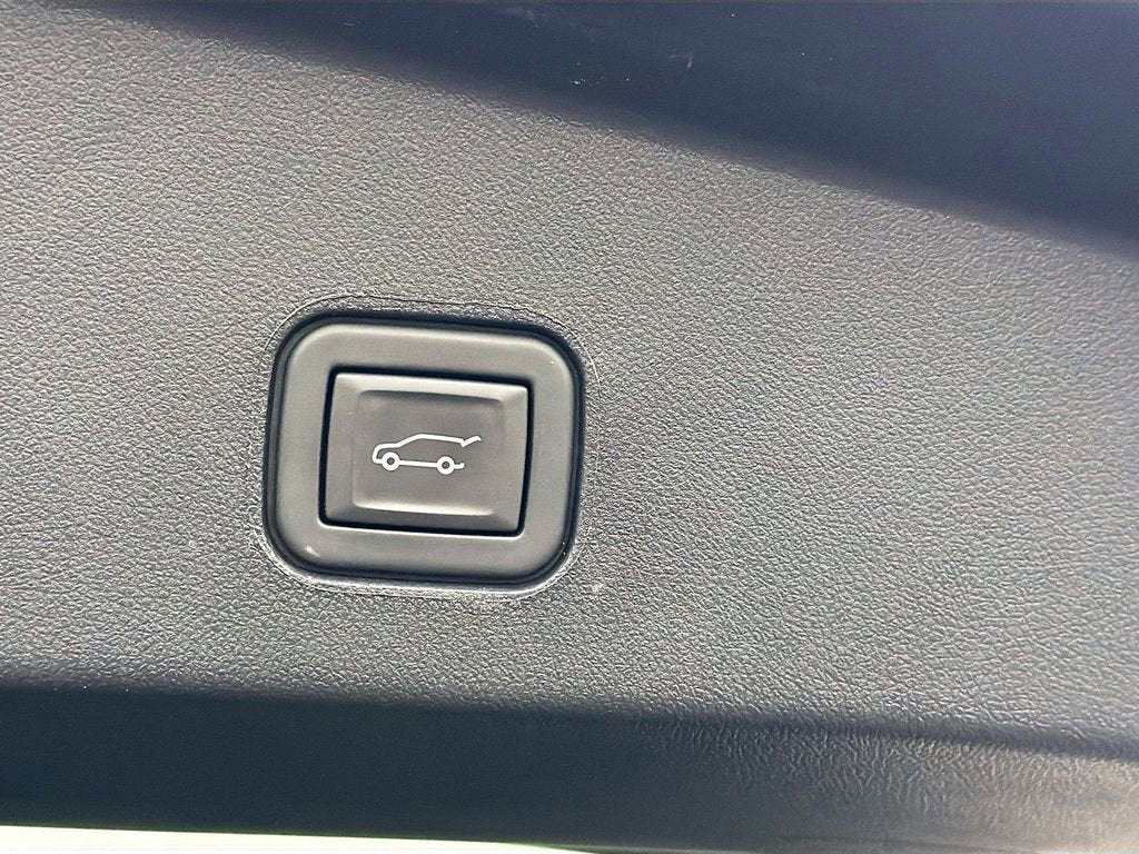 2024 Cadillac LYRIQ Sport 1