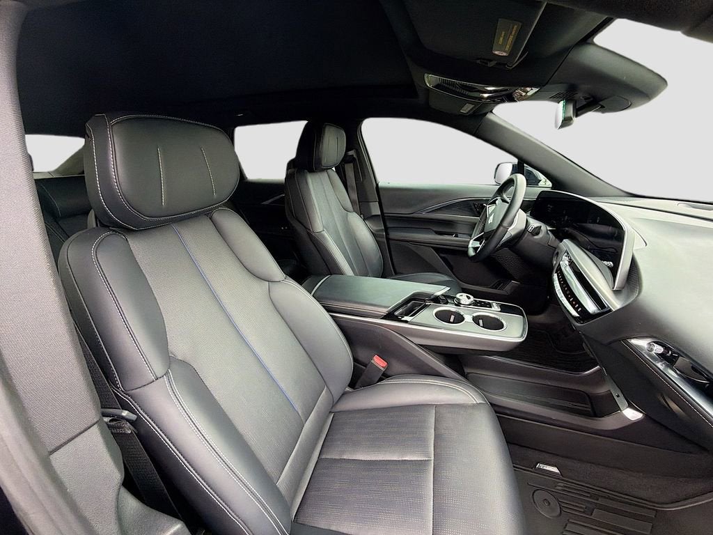 2024 Cadillac LYRIQ Sport 1