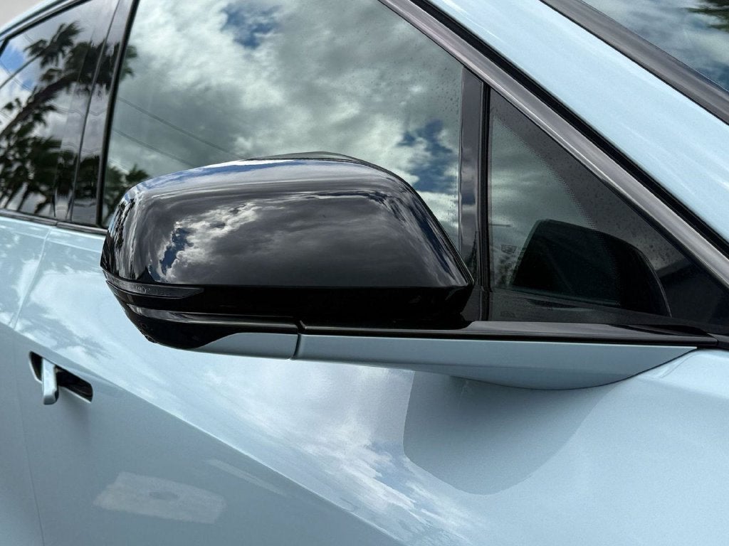 2024 Cadillac LYRIQ Sport 1