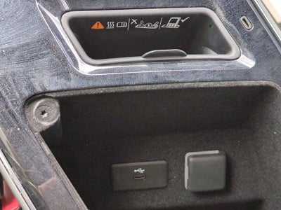 2024 Cadillac LYRIQ Sport 2