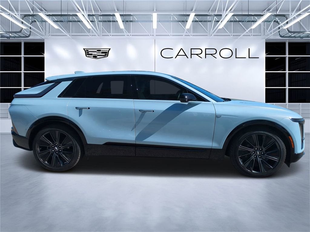 2024 Cadillac LYRIQ Sport 3