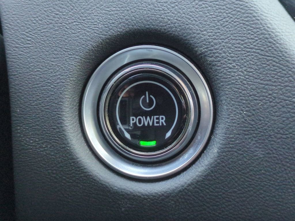 2024 Cadillac LYRIQ Sport 3