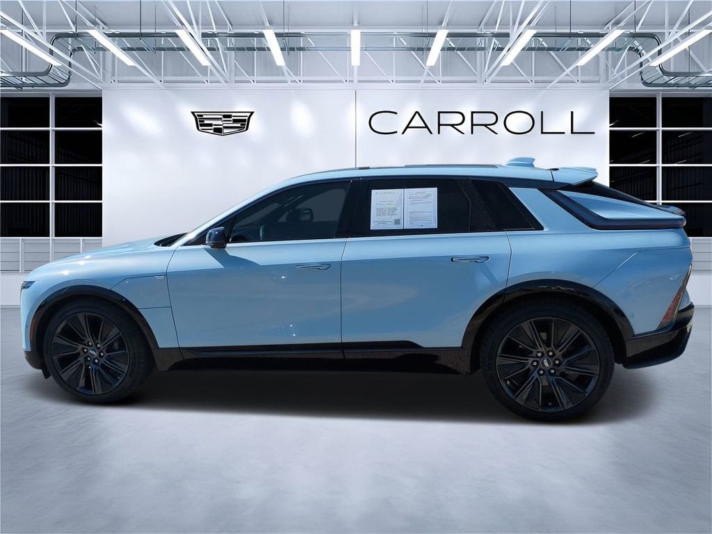 2024 Cadillac LYRIQ Sport 3