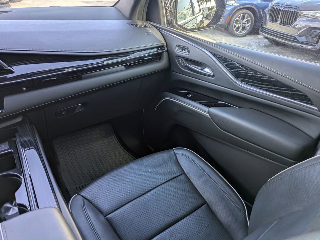 2022 Cadillac Escalade Sport