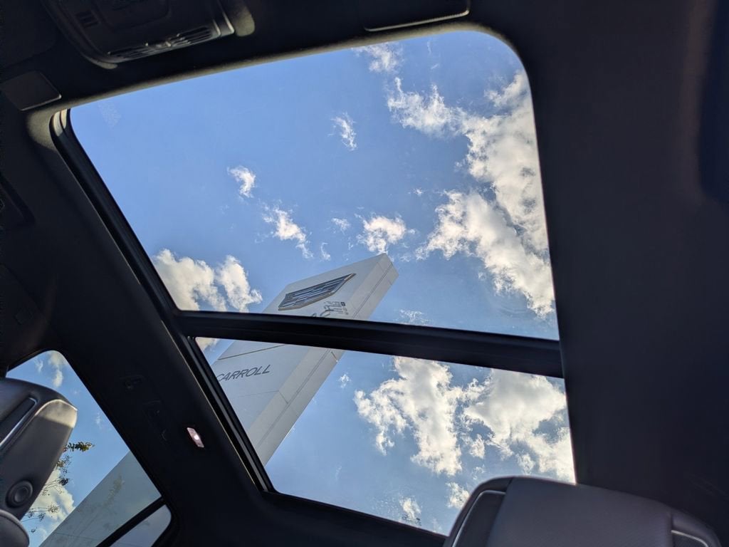 2022 Cadillac Escalade Sport