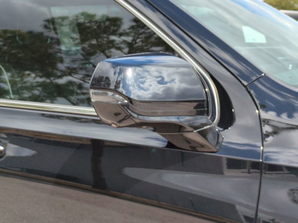 2024 Cadillac Escalade ESV Premium Luxury