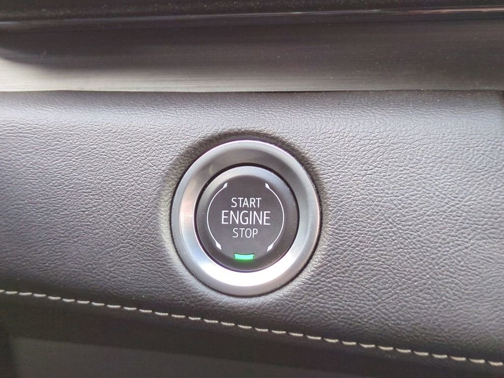 2024 Cadillac Escalade ESV Premium Luxury