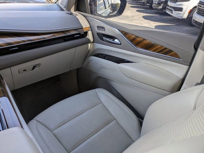 2024 Cadillac Escalade ESV Premium Luxury Platinum