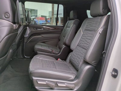 2023 Cadillac Escalade ESV Sport Platinum