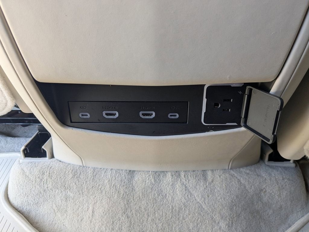 2024 Cadillac Escalade ESV Sport Platinum