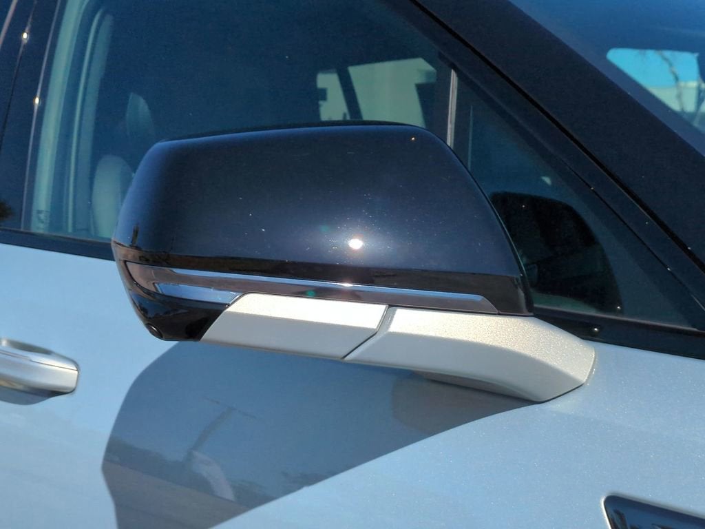 2025 Cadillac ESCALADE IQ Sport 1