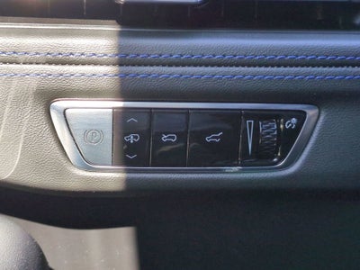 2025 Cadillac ESCALADE IQ Sport 1