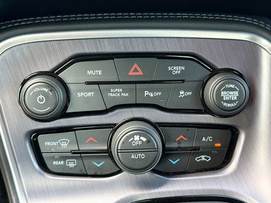 2018 Dodge Challenger 392 Hemi Scat Pack Shaker