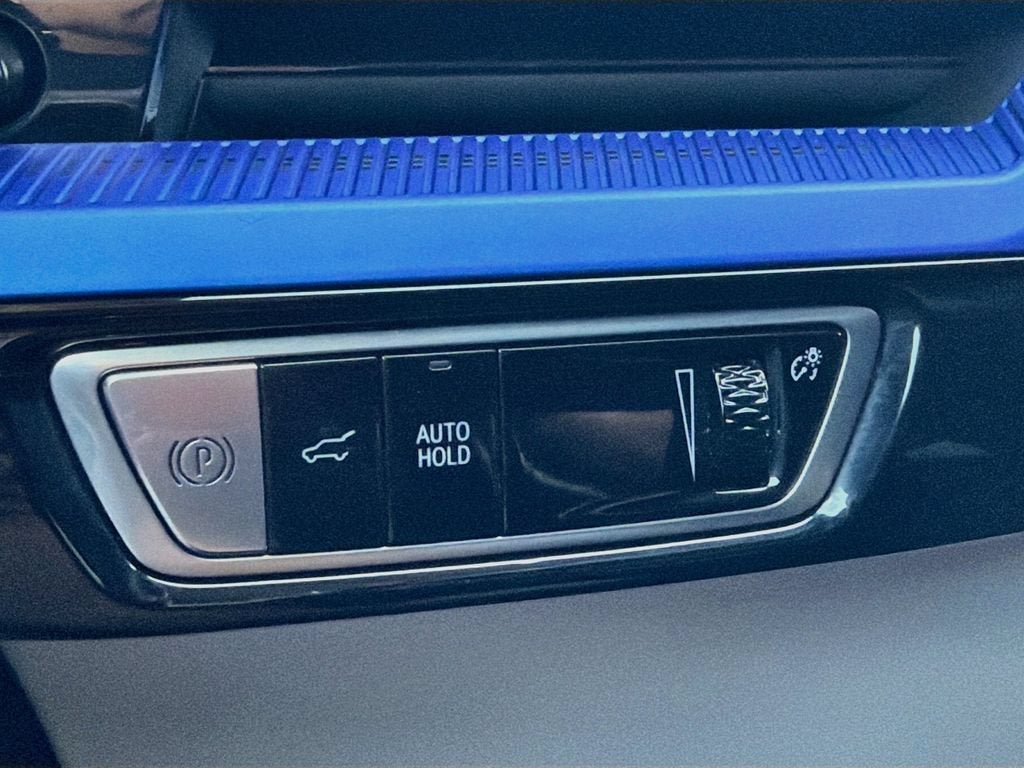 2025 Cadillac OPTIQ Sport 1