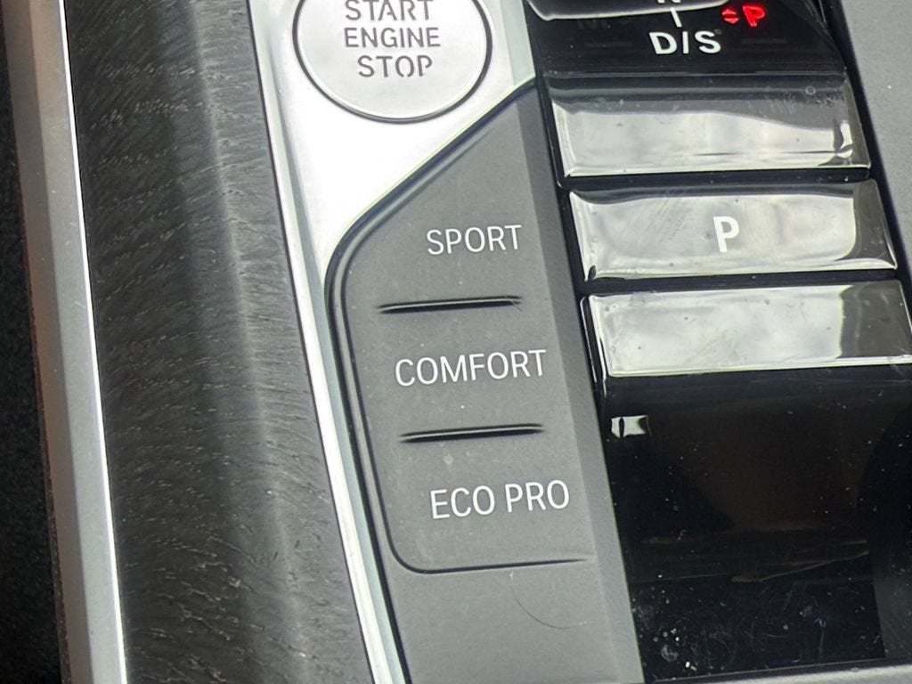 2024 BMW 3 Series 330i xDrive