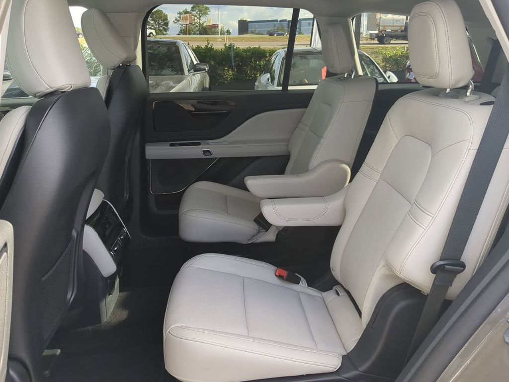 2025 Lincoln Aviator Premiere