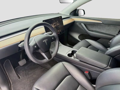 2025 Tesla Model Y Long Range