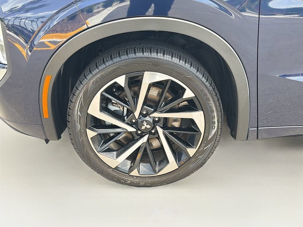 2023 Mitsubishi Outlander SEL