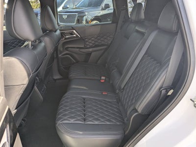 2023 Mitsubishi Outlander SEL