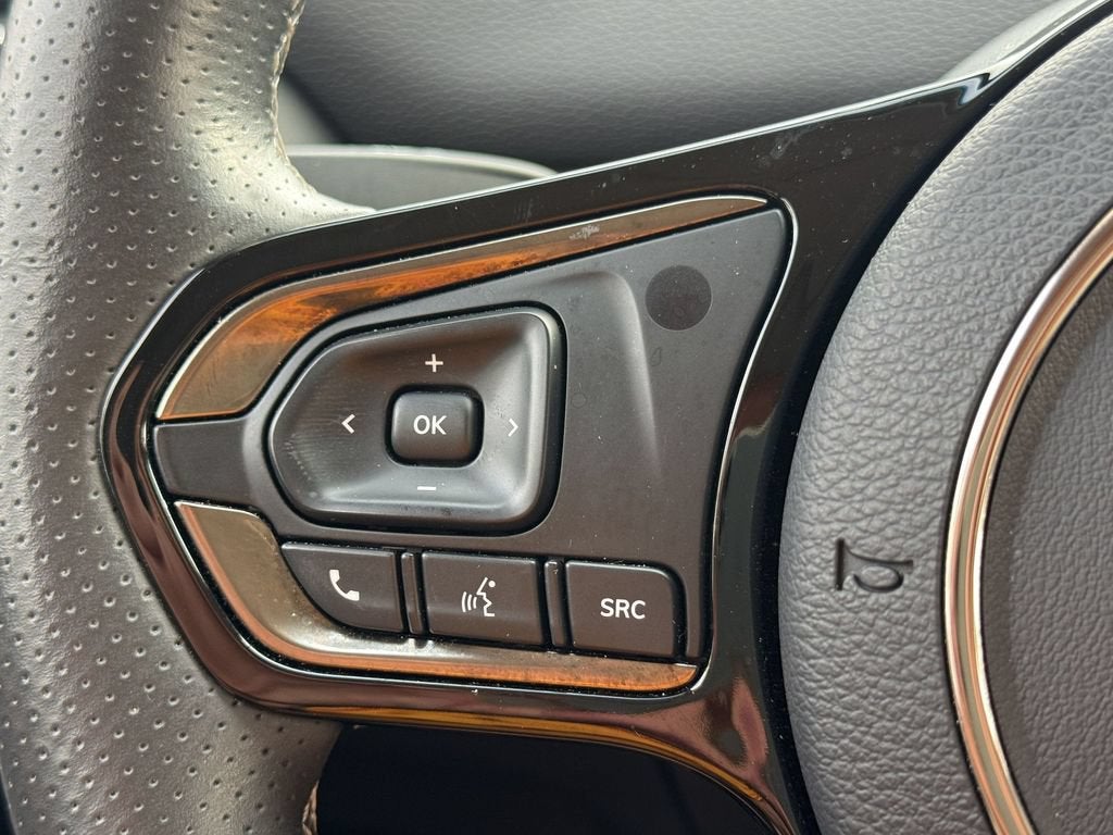 2024 VINFAST VF 8 Plus