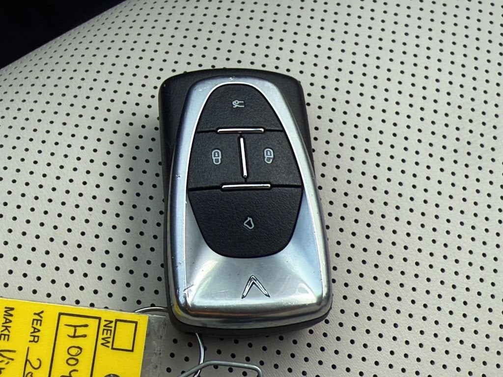 2024 VINFAST VF 8 Plus