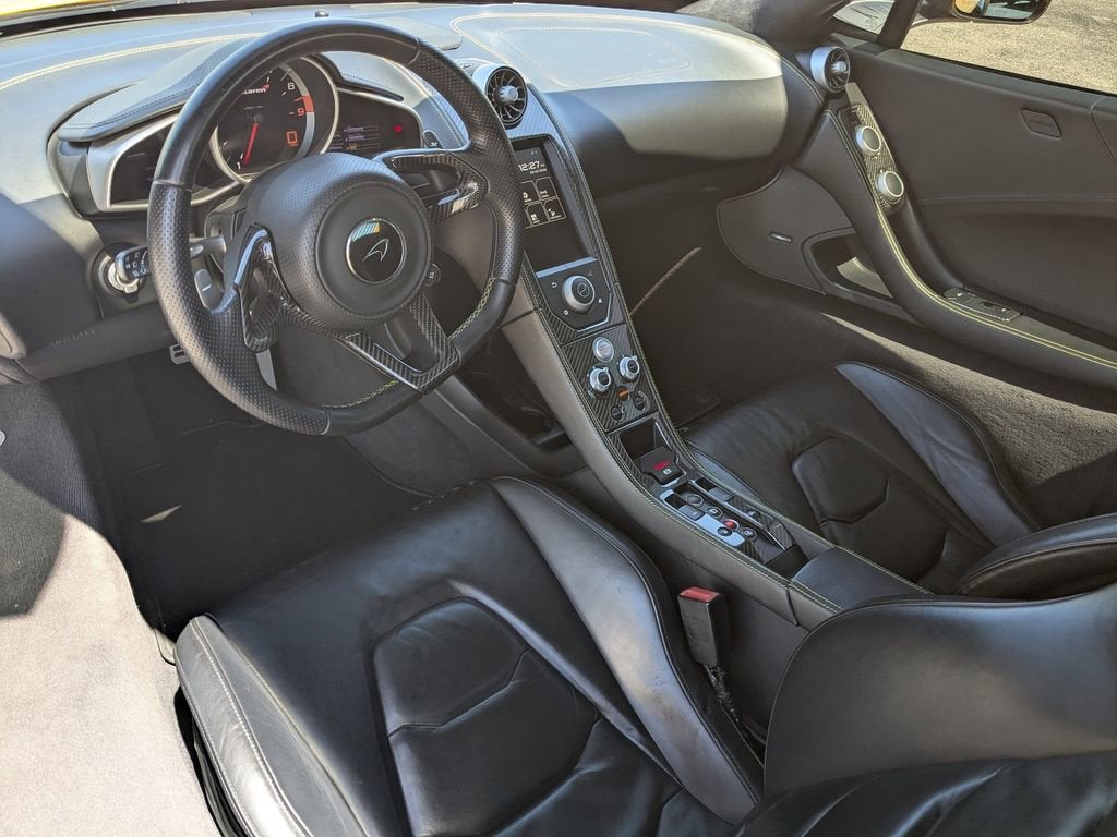 2016 McLaren 650S Base