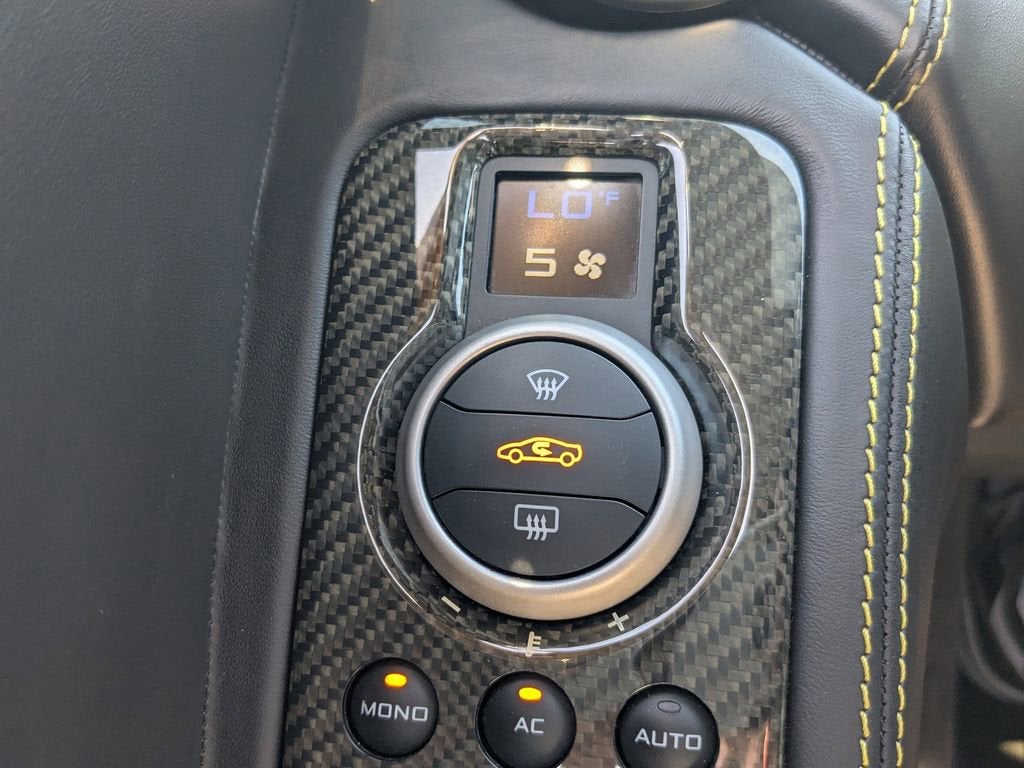 2016 McLaren 650S Base