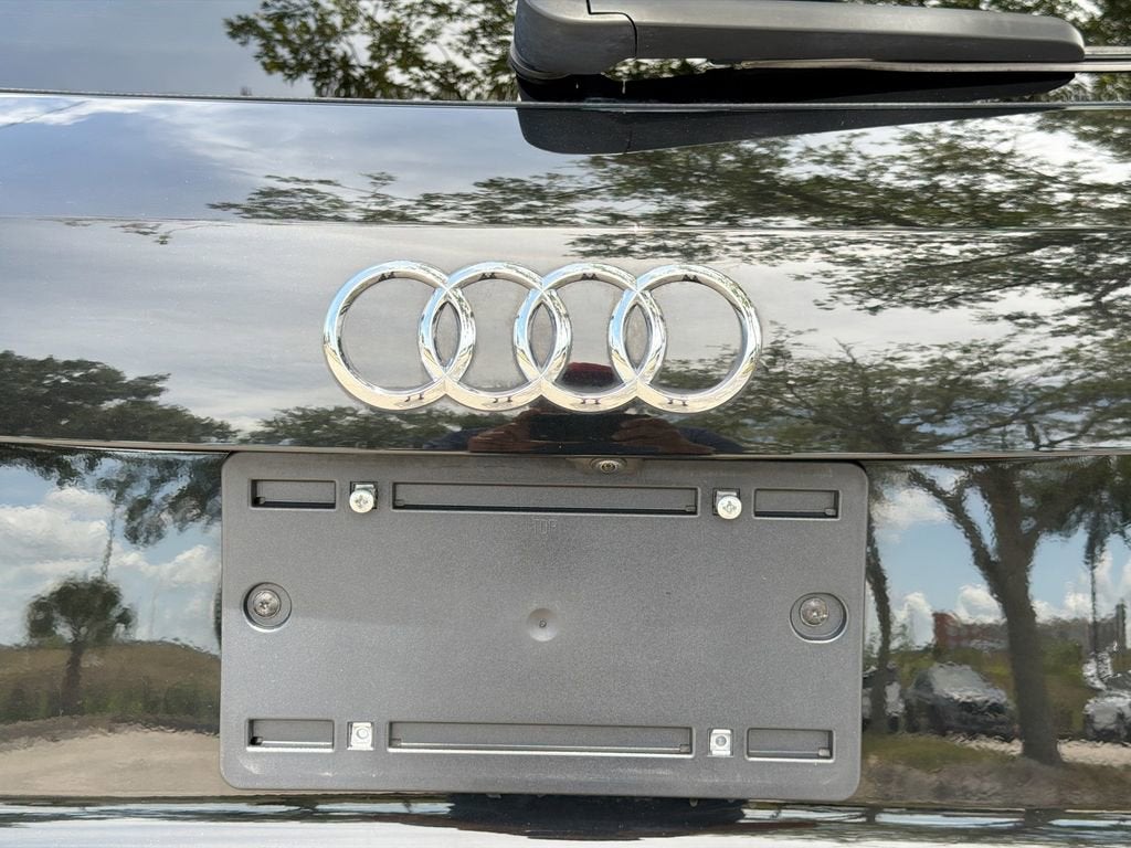 2022 Audi Q3 S line Premium Plus